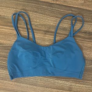 🍋 Lululemon Like a Cloud Bra